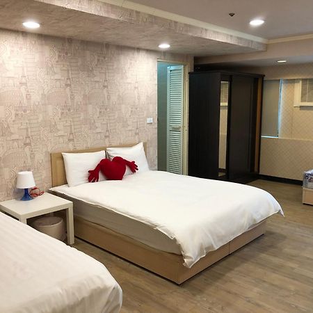 Appartamento House Ximending Taipei Esterno foto