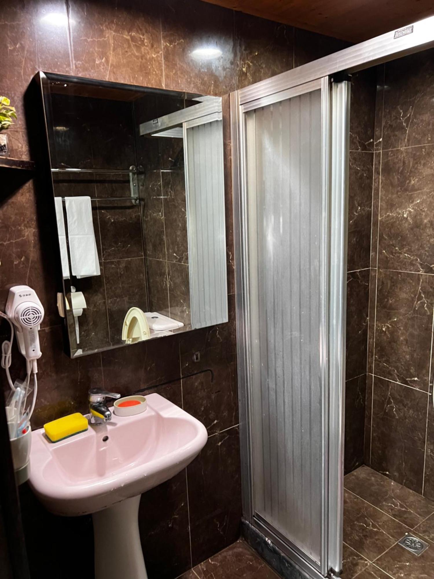 Appartamento House Ximending Taipei Esterno foto