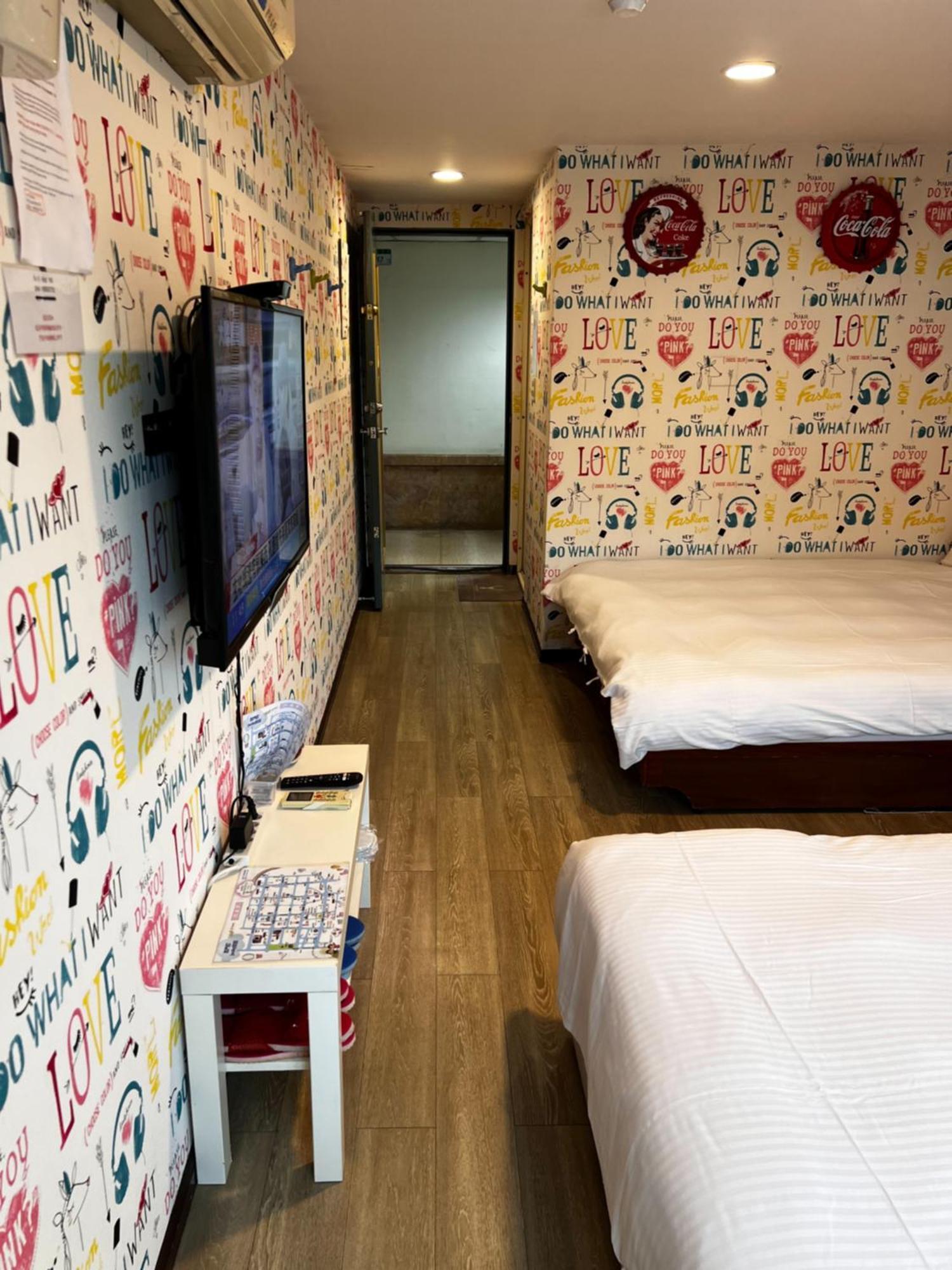 Appartamento House Ximending Taipei Esterno foto